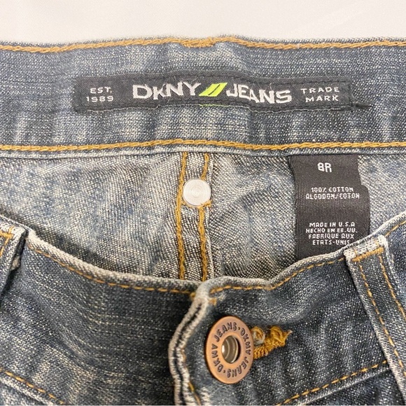 DKNY Vintage Medium Wash Straight Leg Jeans Made In USA - Picture 2 of 10